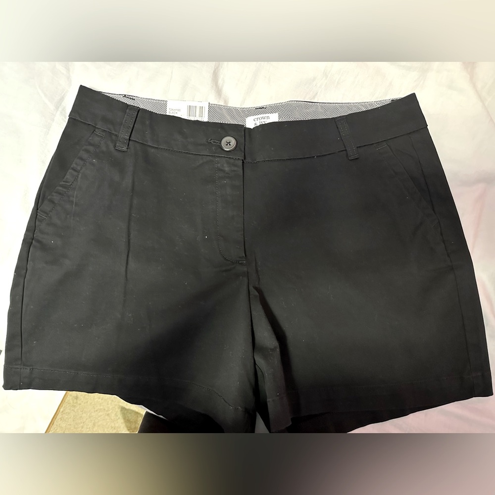 Crown and Ivy Shorts